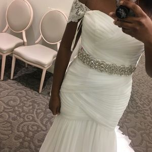 Wedding dress